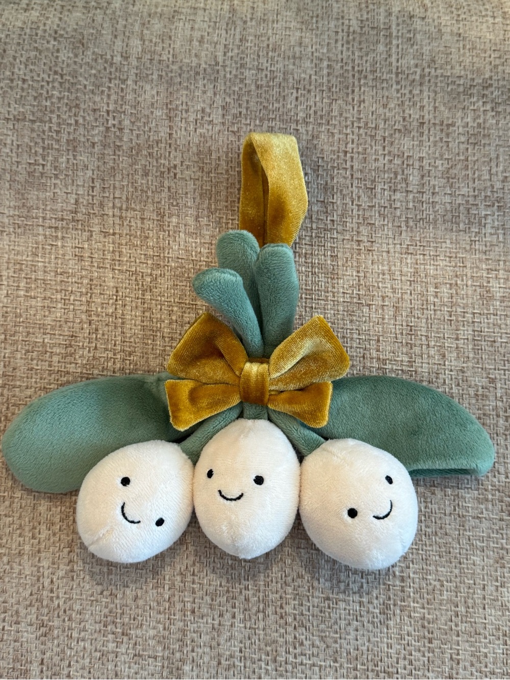 Jellycat Amuseable Mistletoe - RETIRED
